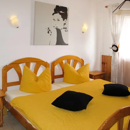 Global Cuevecitas - By Global Holidays 10584 * Candelaria